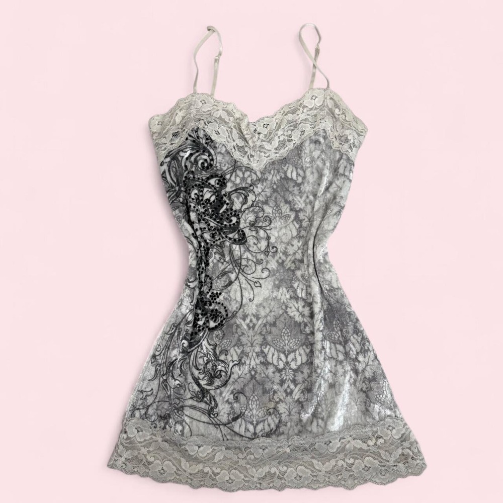 Vintage y2k Wet Seal grey & black fairy grunge bedazzled print velvet tank top